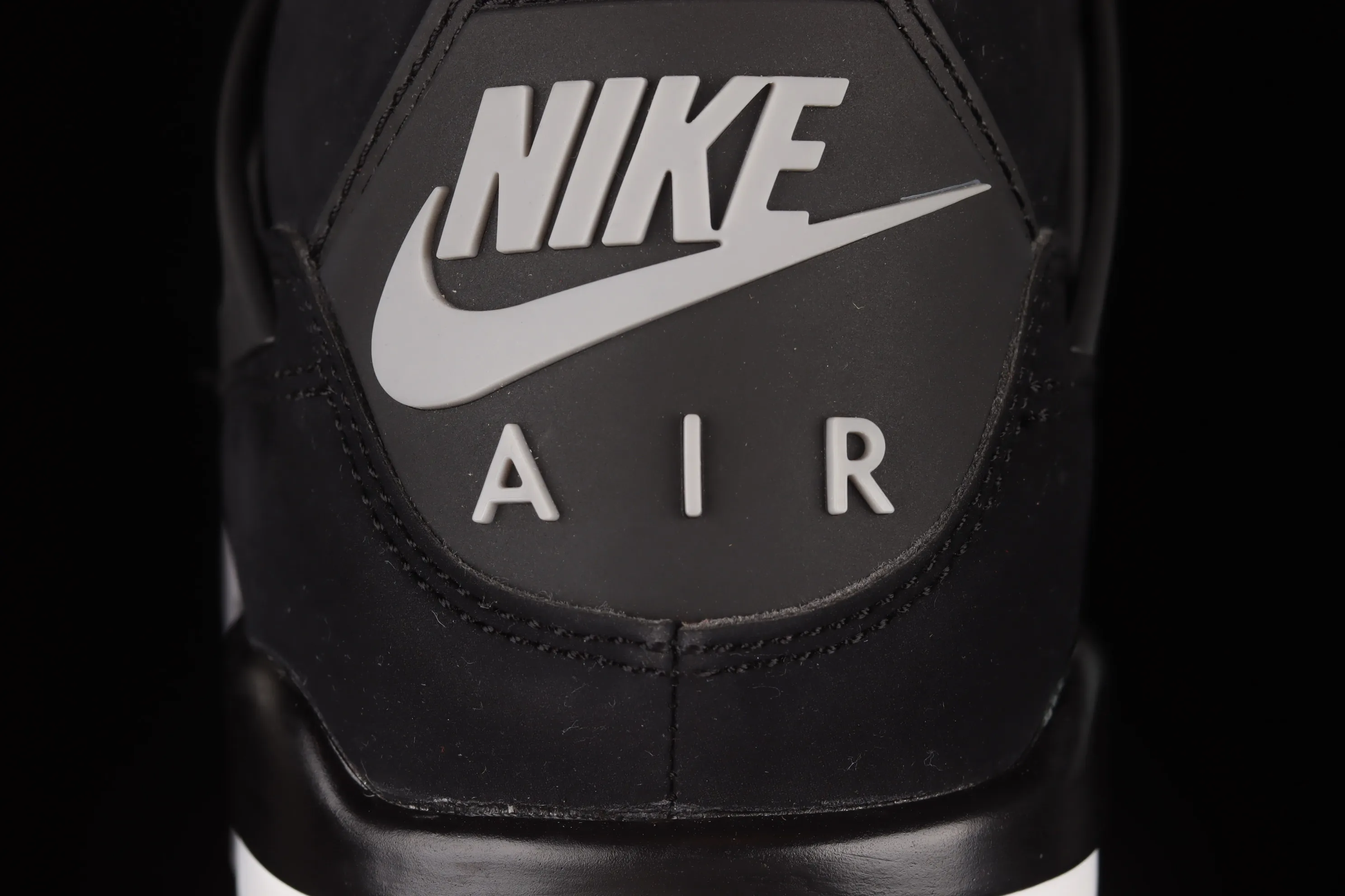 All categories Air Jordan Jordan series basketball shoes Air Jordan 4 foreign trade version Air Jordan 4 Retro "Bred" AJ4 Jordan 4 first year re-engraved new black and red first layer frosted 308497-060
